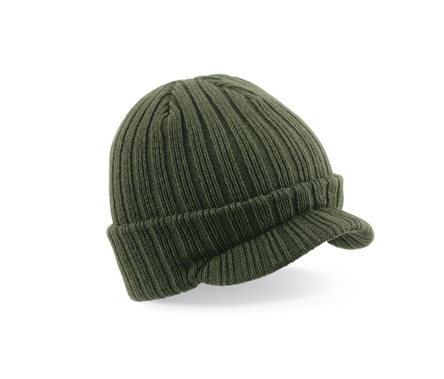 PEAKED BEANIE — Farbe OLIVE GREEN