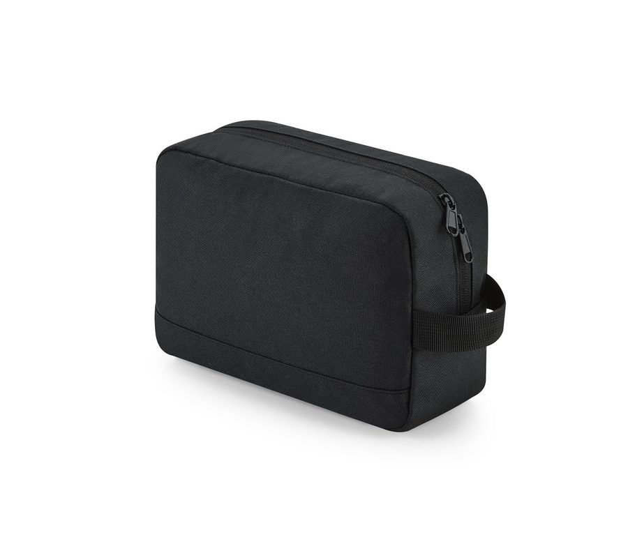 RECYCLED ESSENTIALS WASH BAG — Farbe BLACK