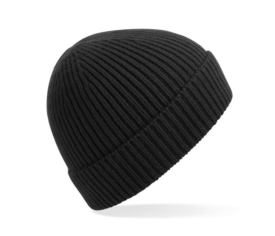 ENGINEERED KNIT RIBBED BEANIE — Farbe BLACK