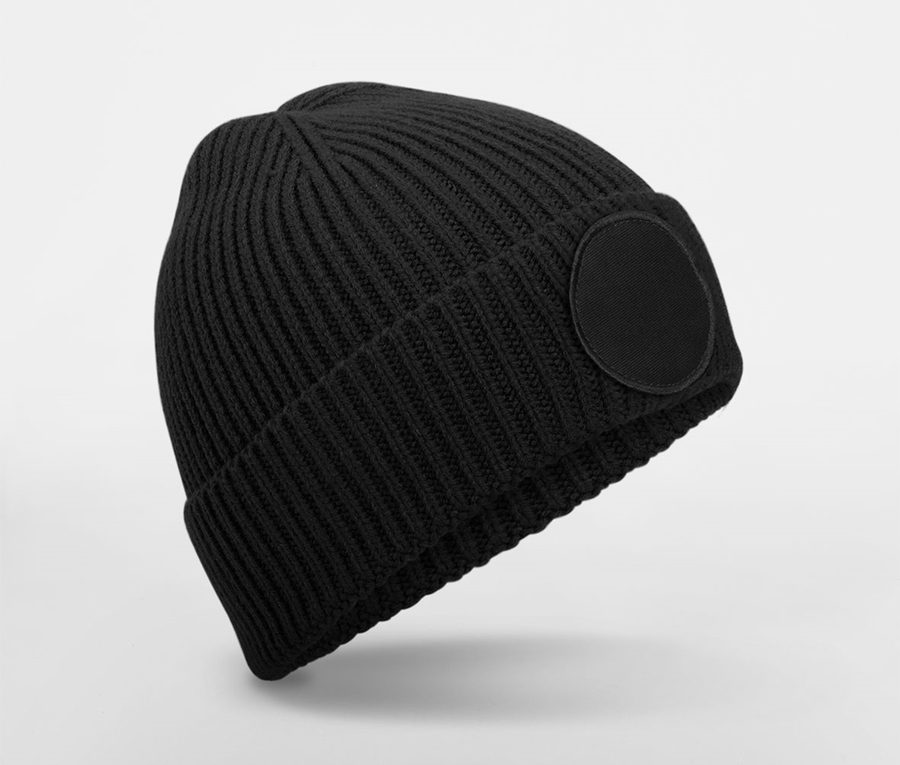 CIRCULAR FASHION PATCH BEANIE — Farbe BLACK